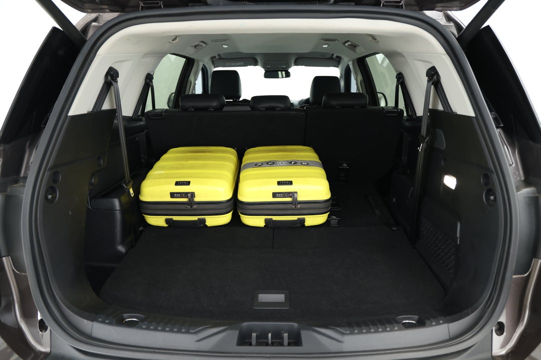 2022 Ford Everest Trend (4x4), Automatic, 46673 km, Boot Inside View with Luggage