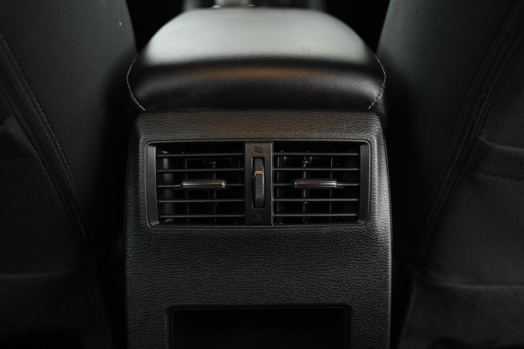 2024 Mitsubishi Outlander Es 7 Seat (2WD), Automatic, 52177 km, Rear A/C Vent