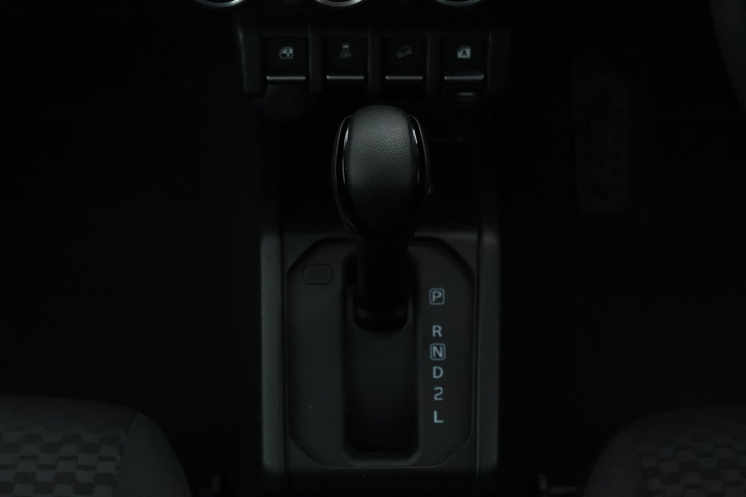 2024 Suzuki Jimny Glx, Automatic, 2837 km, Gear Lever 