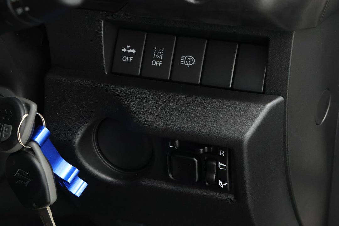 2024 Suzuki Jimny Glx, Automatic, 2837 km, Utility Switches/Buttons