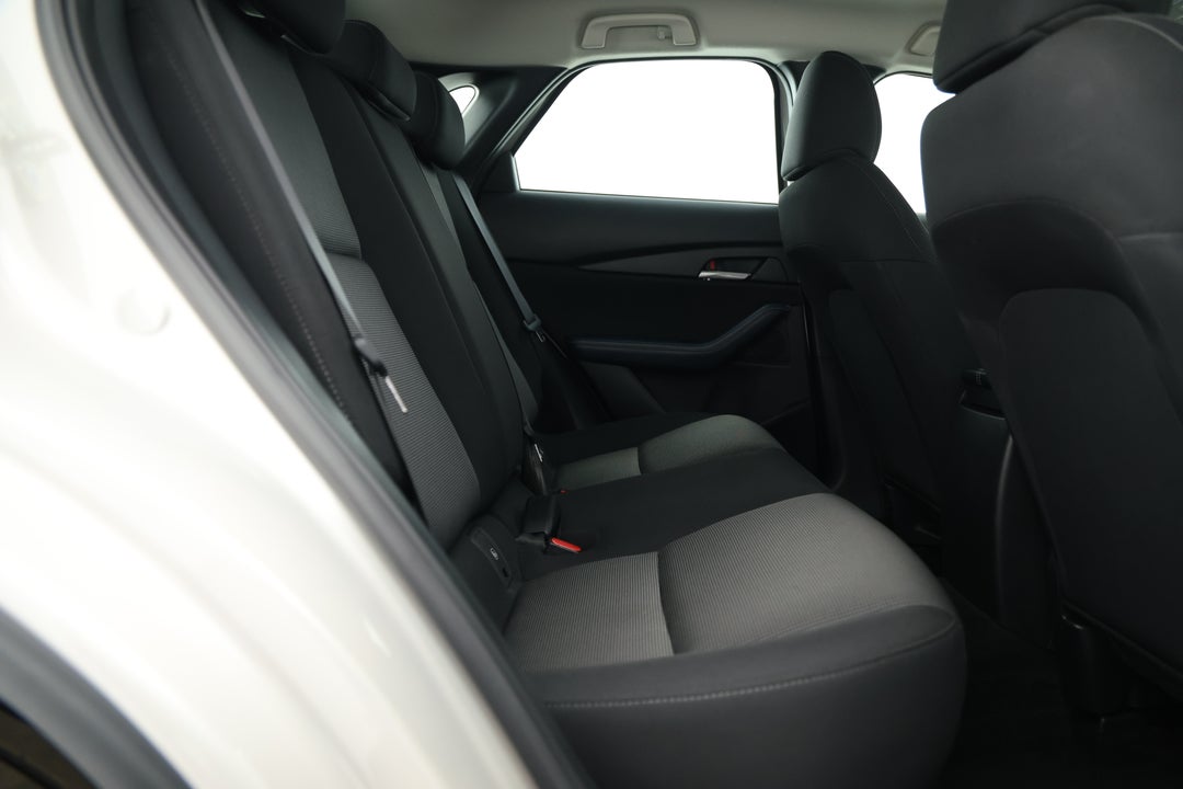 2024 Mazda CX-30 G20 Pure (FWD), Automatic, 42724 km, Right Side Rear Door Cabin View