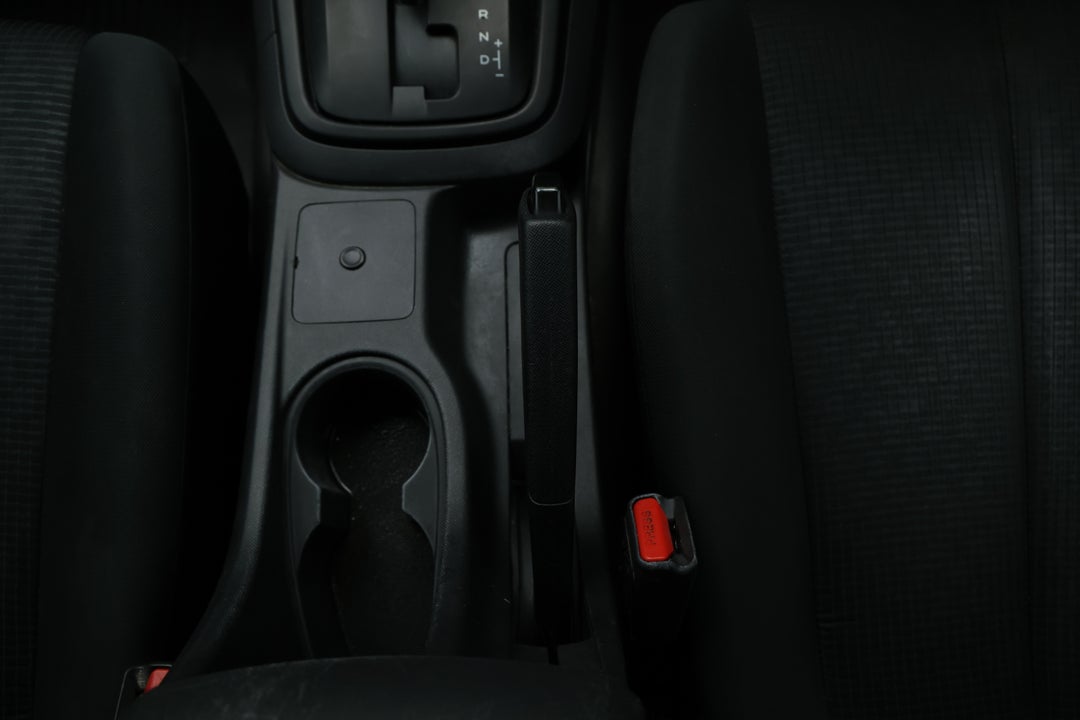 2018 Isuzu D-MAX Sx Hi-ride (4x2), Automatic, 89868 km, Handbrake