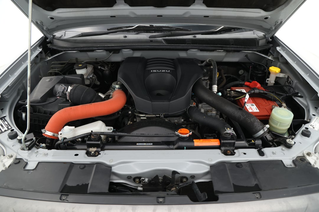 2018 Isuzu D-MAX Sx Hi-ride (4x2), Automatic, 89868 km, Open Bonnet (Engine)