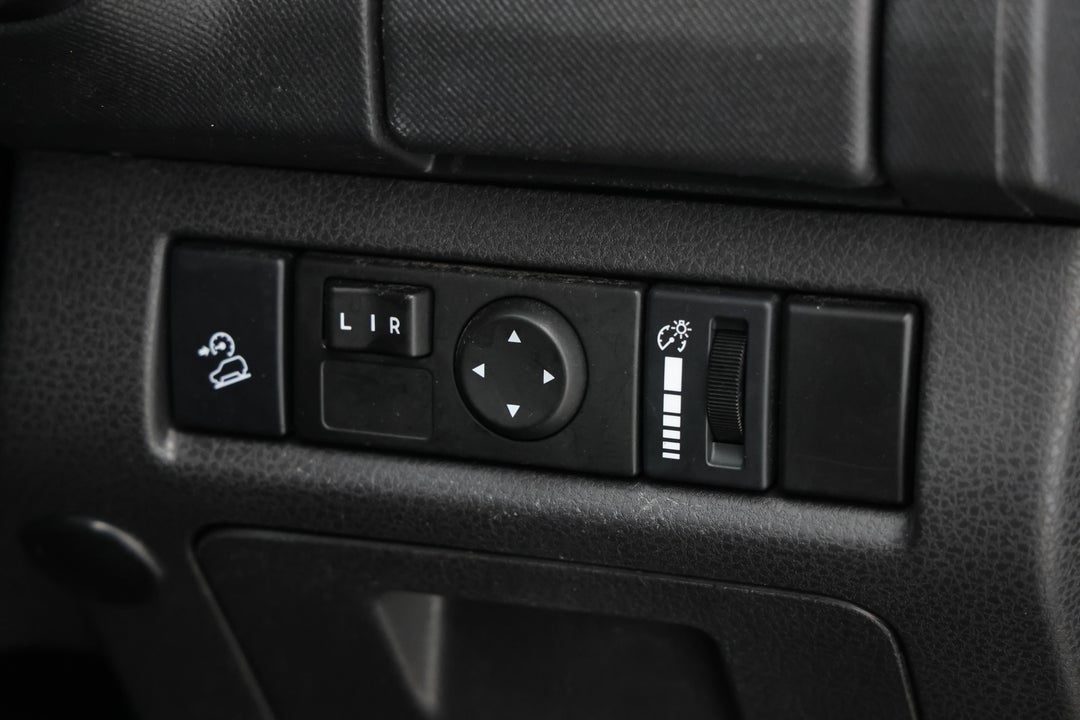 2018 Isuzu D-MAX Sx Hi-ride (4x2), Automatic, 89868 km, Utility Switches/Buttons