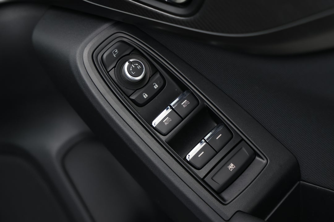 2022 Subaru XV 2.0i Premium AWD, Automatic, 60002 km, Drivers Side Door Panel Controls