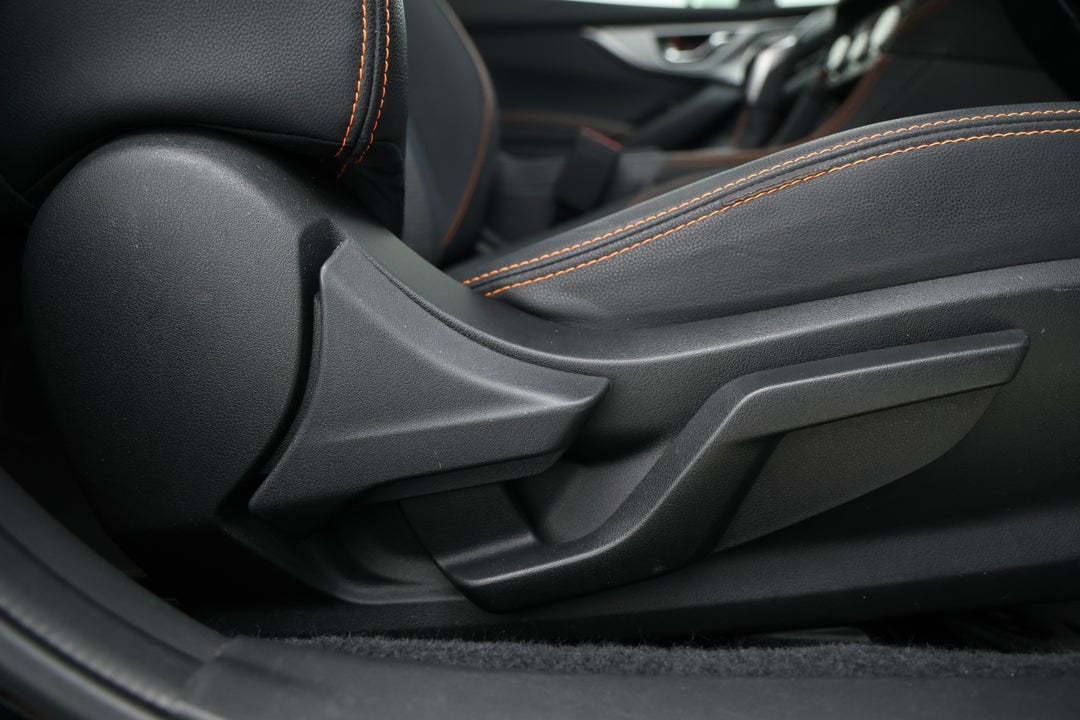 2022 Subaru XV 2.0i Premium AWD, Automatic, 60002 km, Drivers Side Adjustment Panel