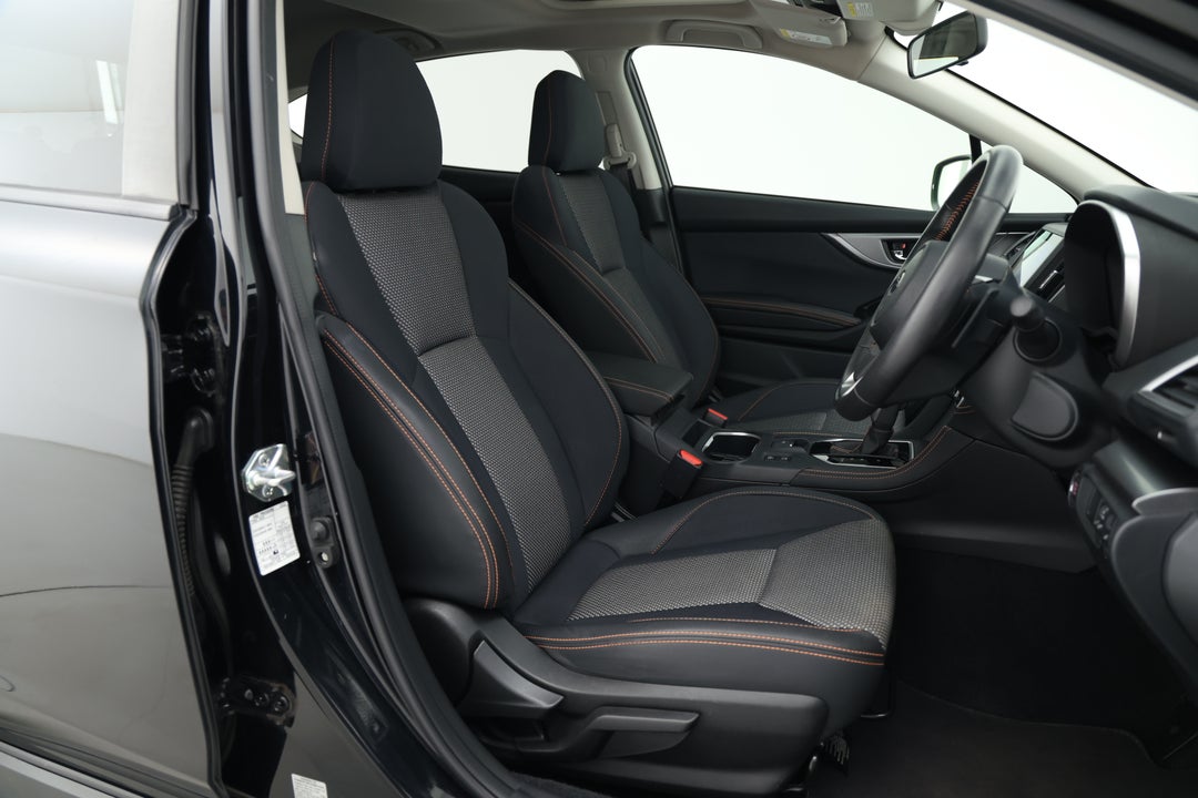 2022 Subaru XV 2.0i Premium AWD, Automatic, 60002 km, Right Side Front Door Cabin View