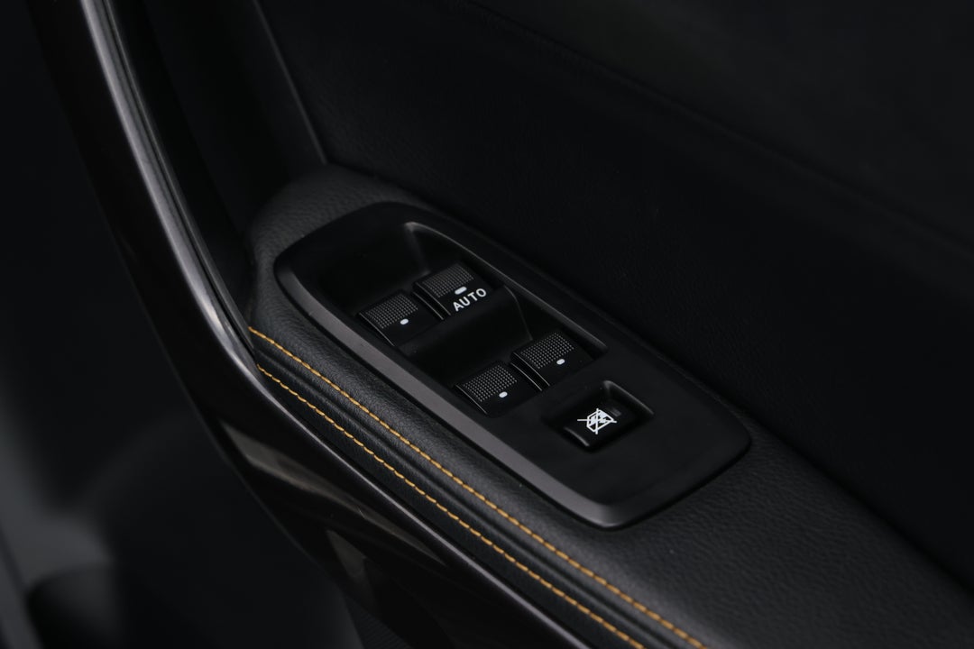 2019 Ford Ranger Wildtrak 2.0 (4x4), Automatic, 64245 km, Drivers Side Door Panel Controls