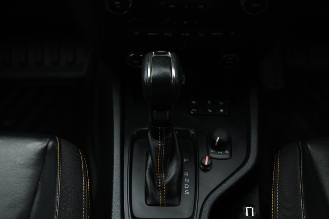 2019 Ford Ranger Wildtrak 2.0 (4x4), Automatic, 64245 km, Gear Lever 