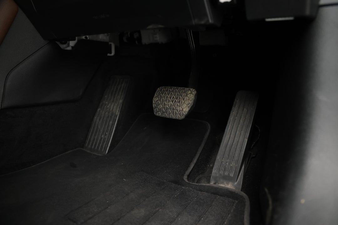 2022 Mazda Mx-30 G20e Astina Mhev, Automatic, 41722 km, Pedals and Footmat