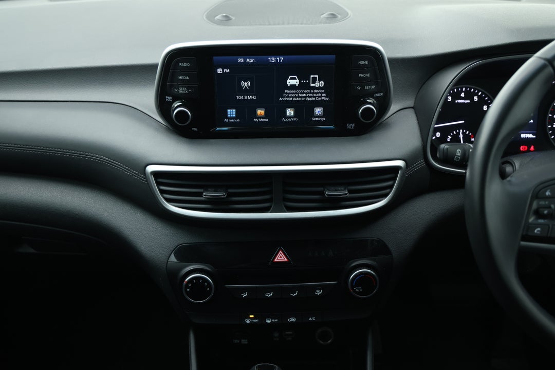 2020 Hyundai Tucson Active (2WD), Automatic, 55788 km, Center Console