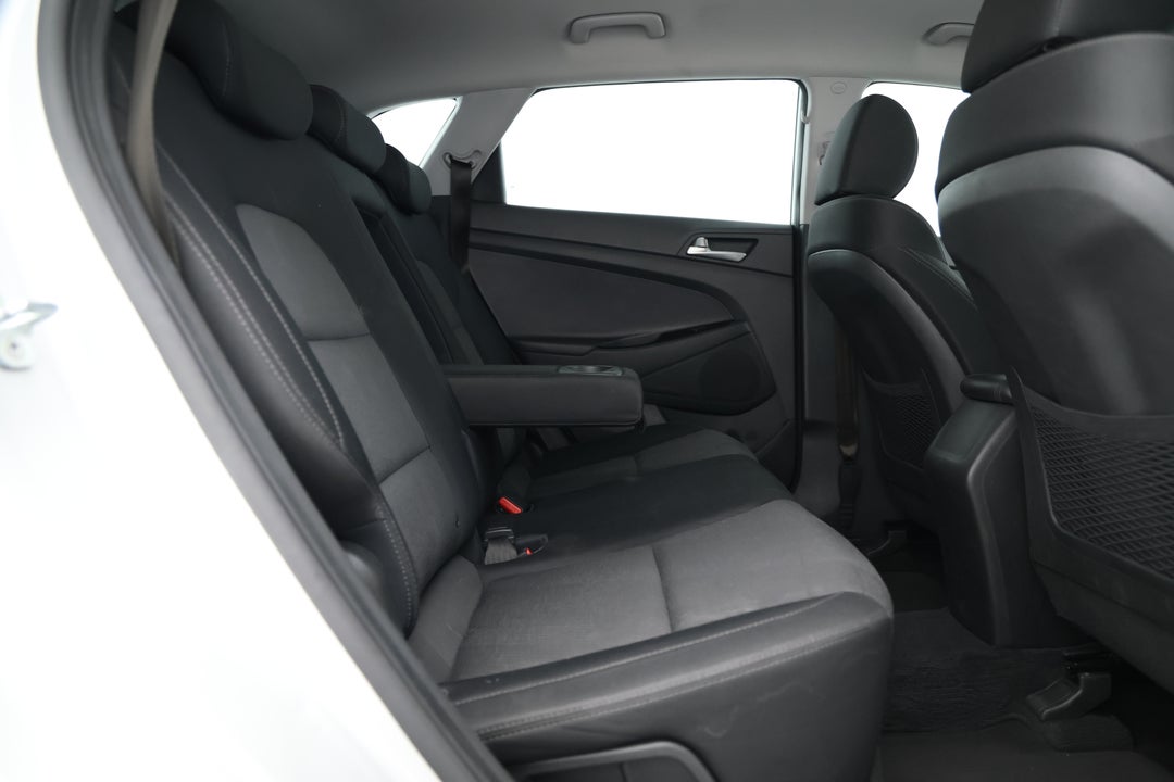2020 Hyundai Tucson Active (2WD), Automatic, 55788 km, Right Side Rear Door Cabin View