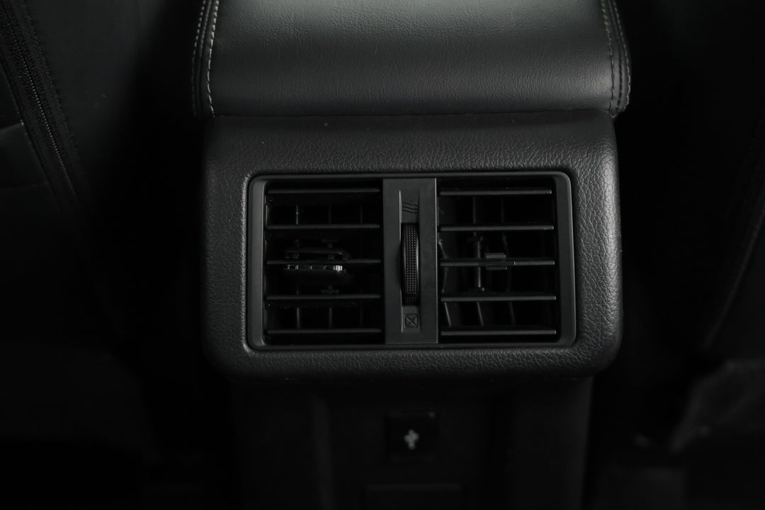 2019 Mitsubishi Outlander Ls 7 Seat (2WD), Automatic, 53949 km, Rear A/C Vent