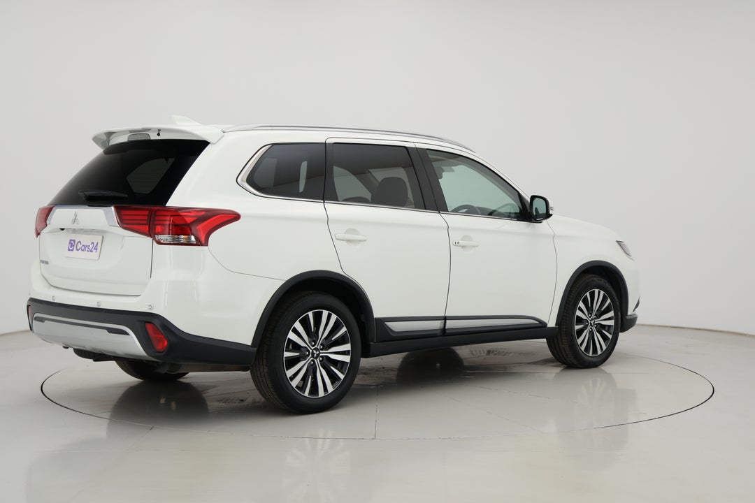 2019 Mitsubishi Outlander Ls 7 Seat (2WD), Automatic, 53949 km, Right Back Diagonal (45- Degree) View