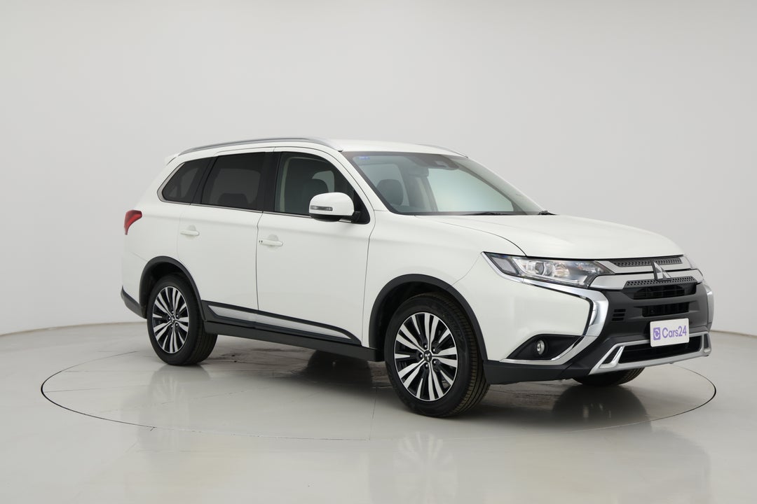 2019 Mitsubishi Outlander Ls 7 Seat (2WD), Automatic, 53949 km, Right Front Diagonal (45- Degree) View