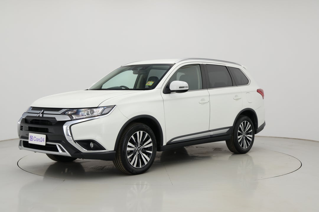 2019 Mitsubishi Outlander Ls 7 Seat (2WD), Automatic, 53949 km, Left Front Diagonal (45- Degree) View