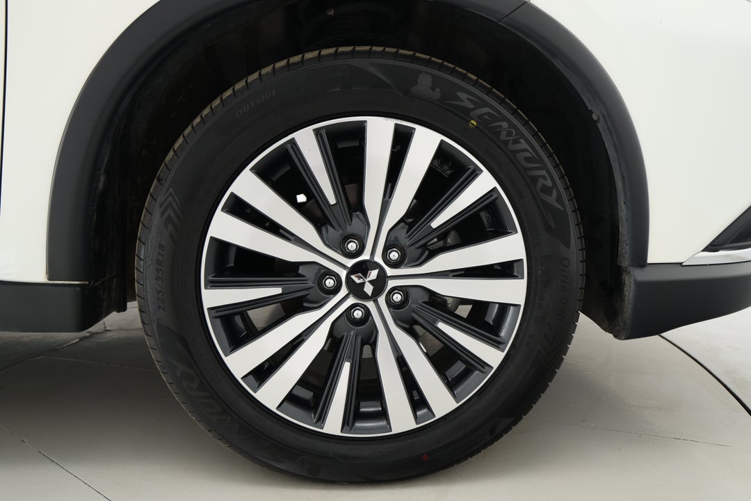 2019 Mitsubishi Outlander Ls 7 Seat (2WD), Automatic, 53949 km, Right Front Wheel