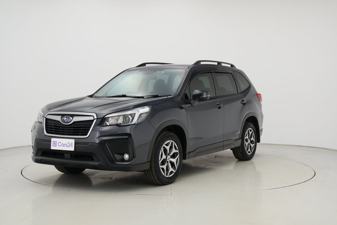 2018 Subaru Forester 2.5i (AWD), Automatic, 111095 km, Left Front Diagonal (45- Degree) View