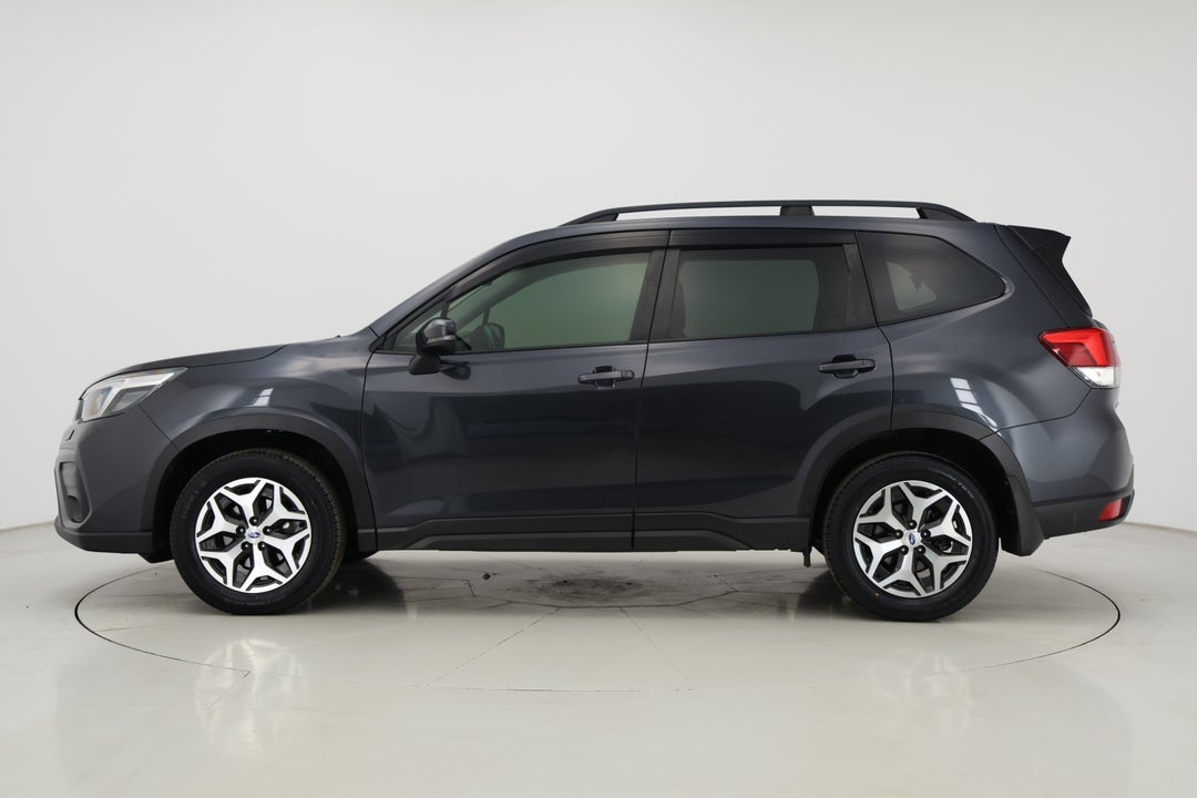 2018 Subaru Forester 2.5i (AWD), Automatic, 111095 km, Left Side View