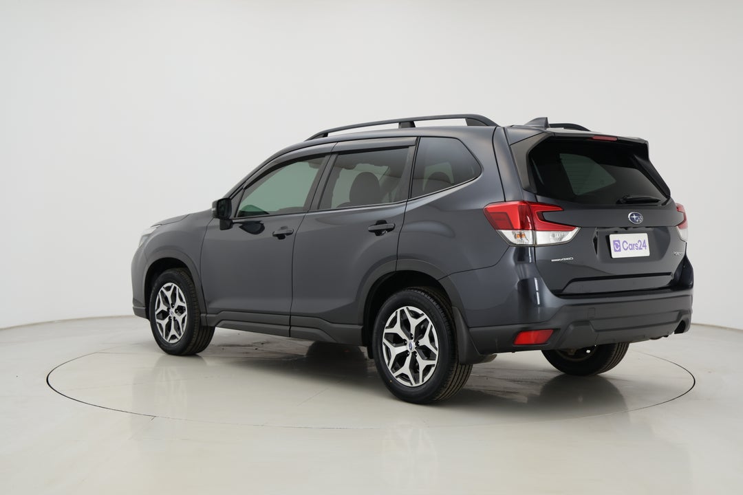 2018 Subaru Forester 2.5i (AWD), Automatic, 111095 km, Left Back Diagonal (45- Degree) View