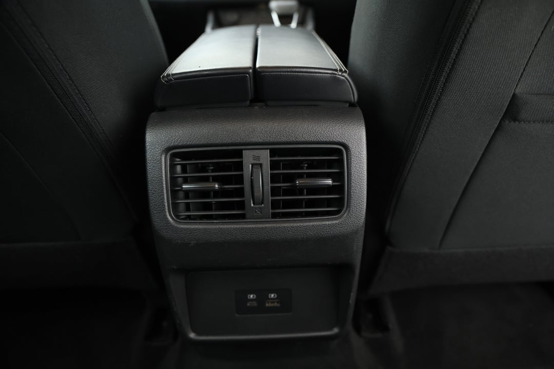 2024 Nissan X-trail St (2WD), Automatic, 52401 km, Rear A/C Vent