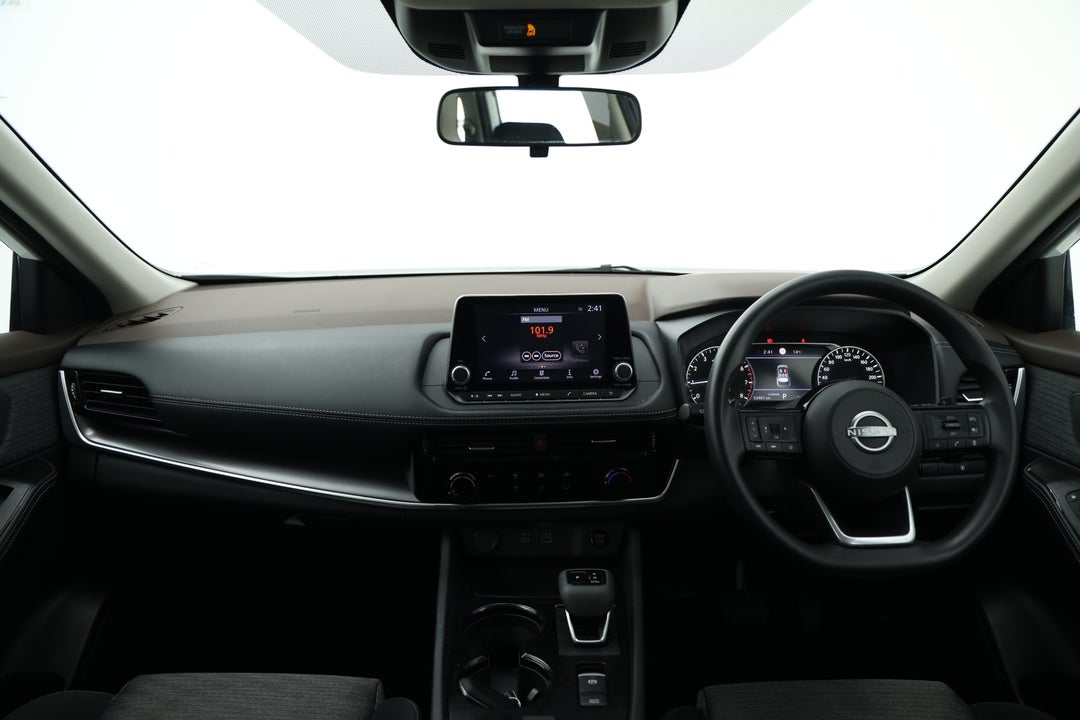 2024 Nissan X-trail St (2WD), Automatic, 52401 km, Dashboard View