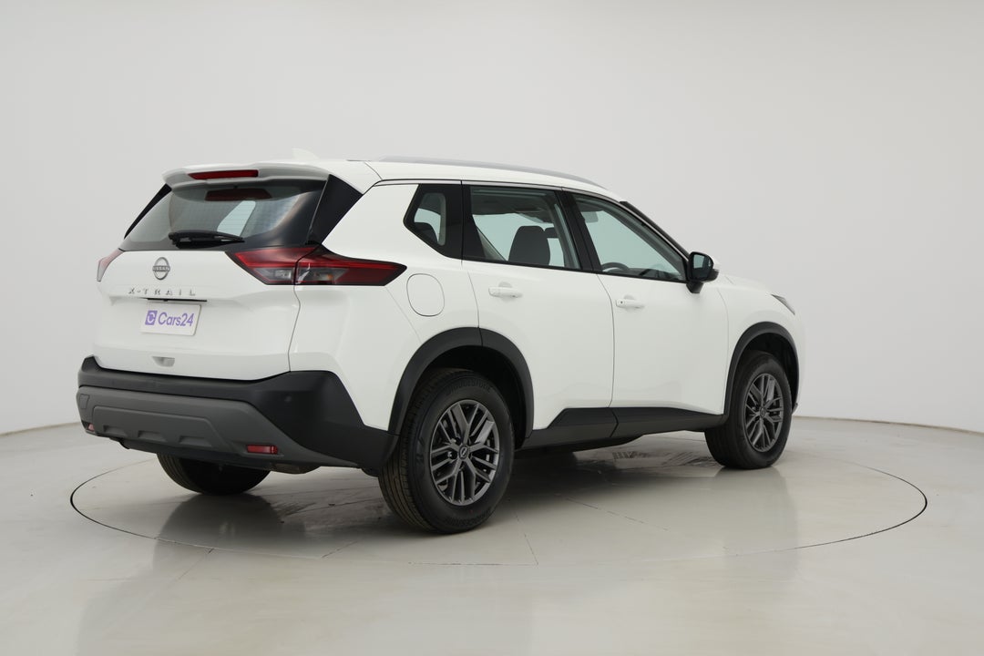 2024 Nissan X-trail St (2WD), Automatic, 52401 km, Right Back Diagonal (45- Degree) View