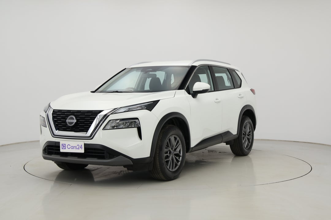 2024 Nissan X-trail St (2WD), Automatic, 52401 km, Left Front Diagonal (45- Degree) View