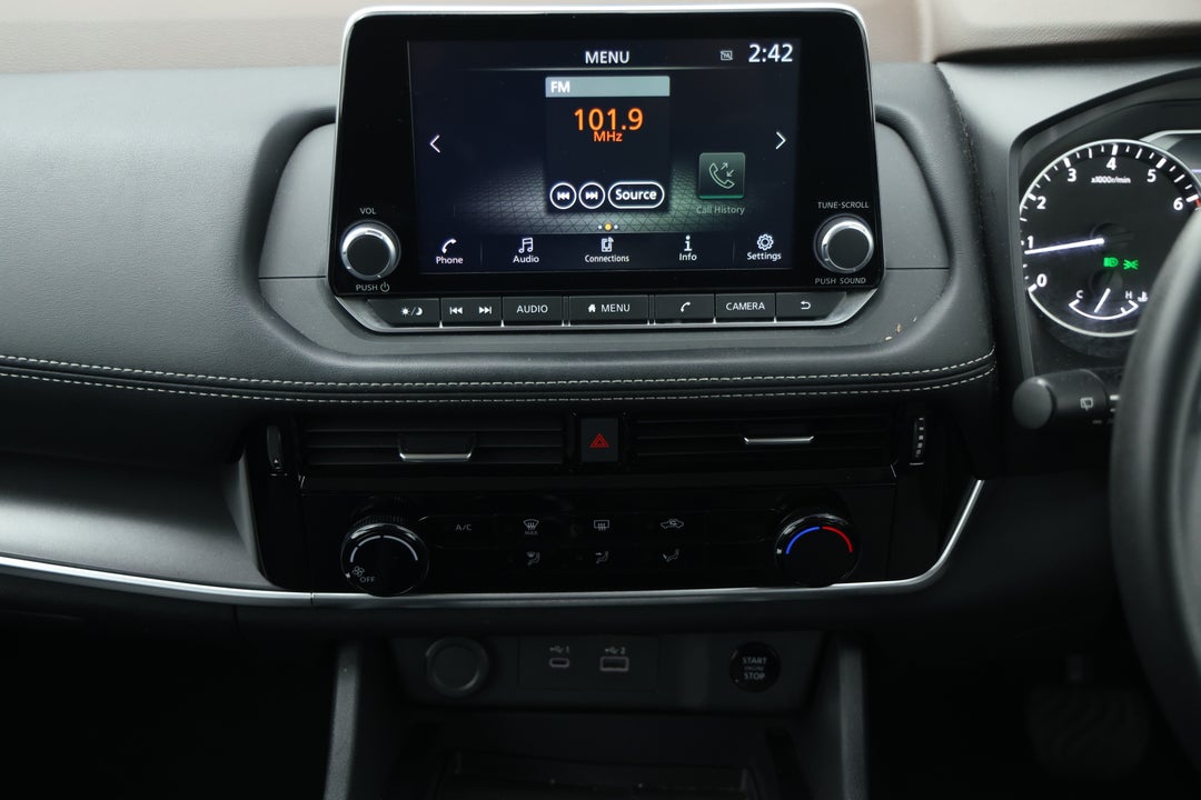 2024 Nissan X-trail St (2WD), Automatic, 52401 km, Center Console