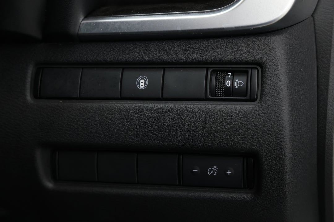 2024 Nissan X-trail St (2WD), Automatic, 52401 km, Utility Switches/Buttons