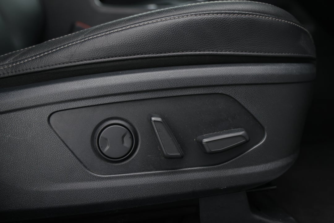 2022 Kia Sorento Sport+ 7 Seat, Automatic, 94408 km, Drivers Side Adjustment Panel