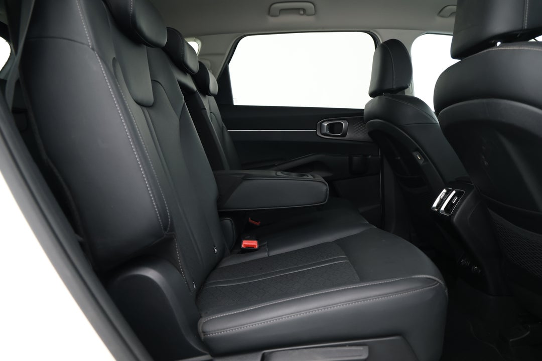 2022 Kia Sorento Sport+ 7 Seat, Automatic, 94408 km, Right Side Rear Door Cabin View