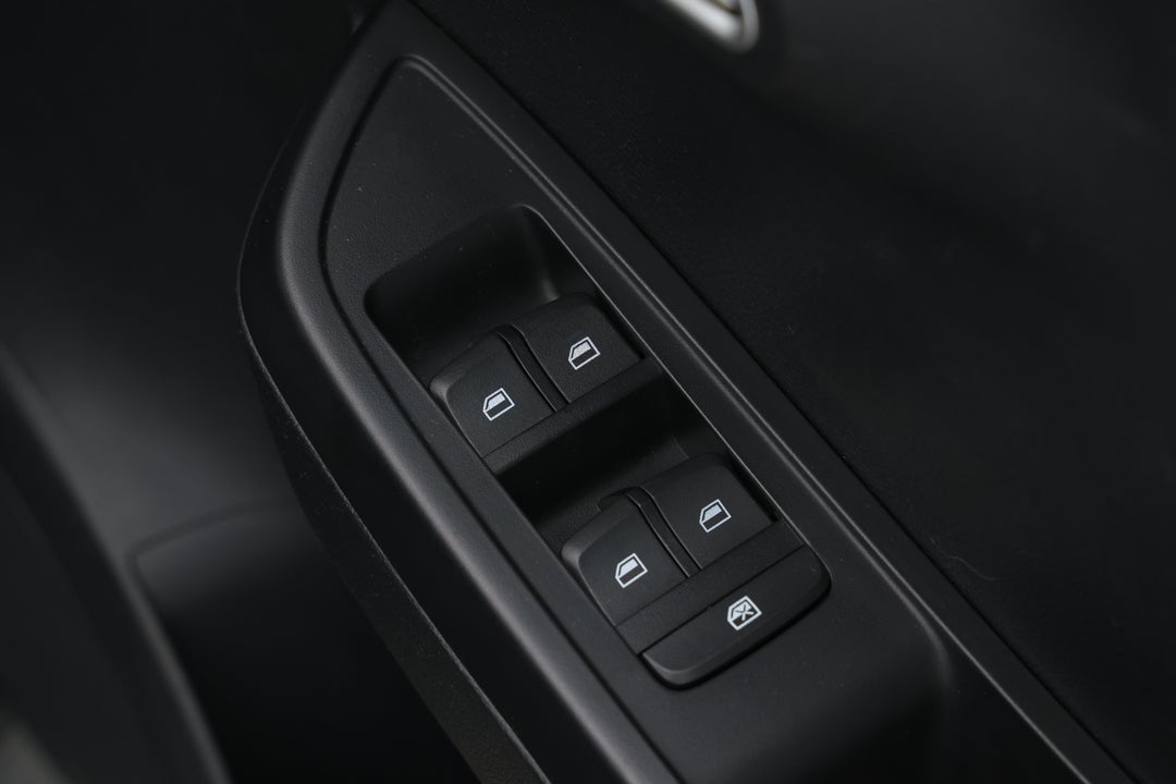 2023 MG Mg3 Auto Excite (with Navigation), Automatic, 39884 km, Drivers Side Door Panel Controls