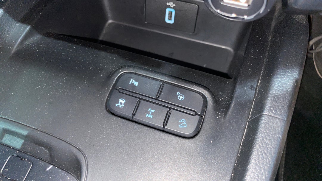 2021 Ford Ranger Xlt 3.2 (4x4), Automatic, 38957 km, Utility Switches/Buttons