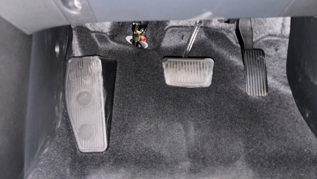 2022 Hyundai i30 Active, Automatic, 51143 km, Pedals and Footmat