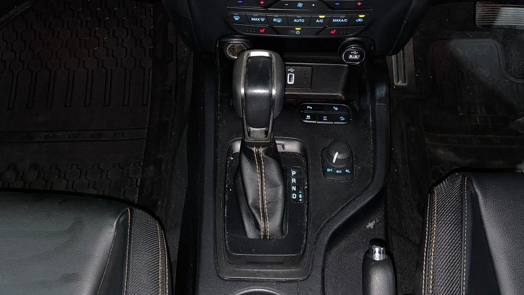 2019 Ford Ranger Wildtrak 3.2 (4x4), Automatic, 125916 km, Gear Lever 