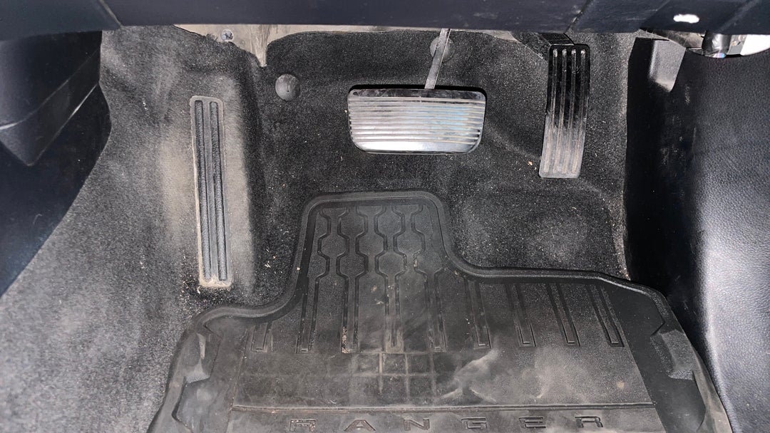 2019 Ford Ranger Wildtrak 3.2 (4x4), Automatic, 125916 km, Pedals and Footmat