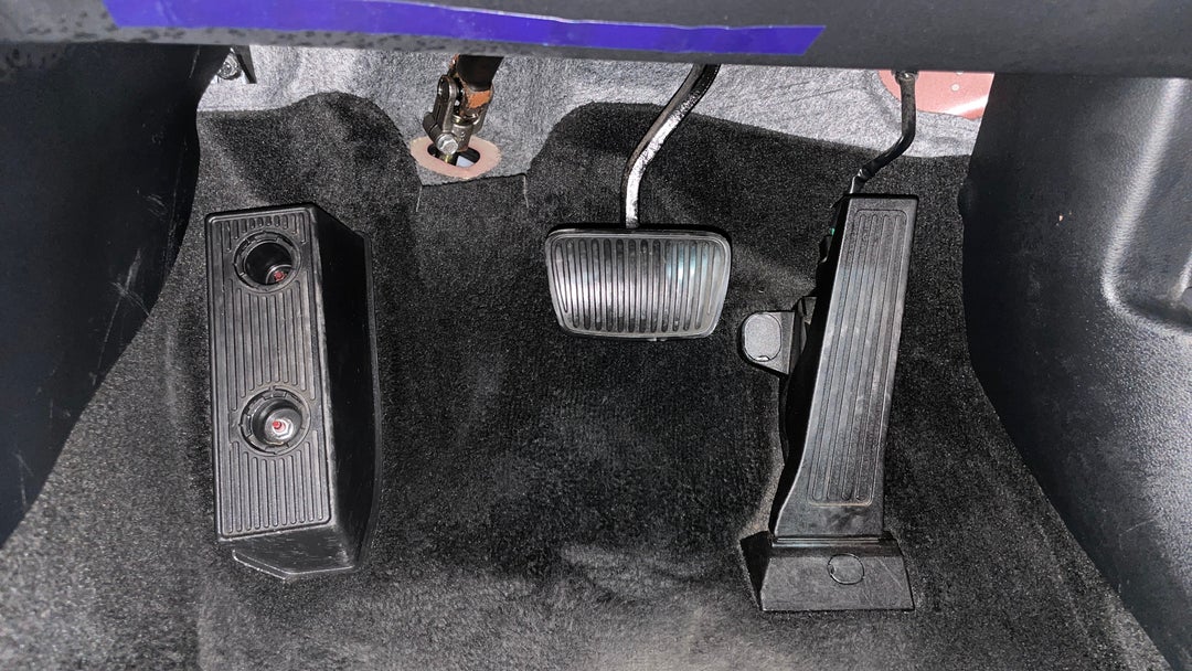 2023 Kia Sportage S (FWD), Automatic, 48157 km, Pedals and Footmat