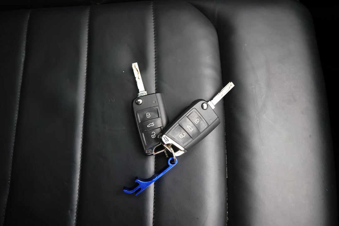 2023 Volkswagen T-roc R, Automatic, 59953 km, Key Close-up