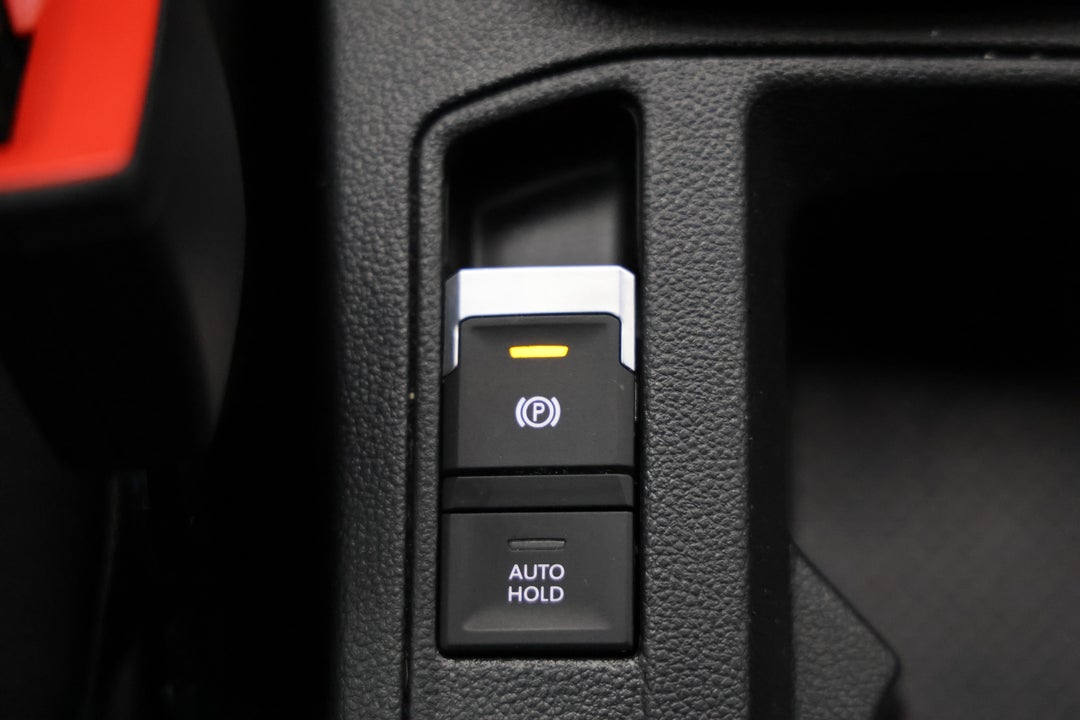 2023 Volkswagen T-roc R, Automatic, 59953 km, Handbrake