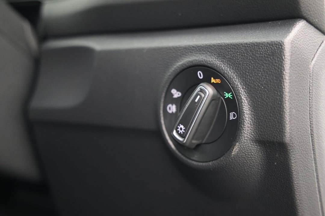 2023 Volkswagen T-roc R, Automatic, 59953 km, Utility Switches/Buttons