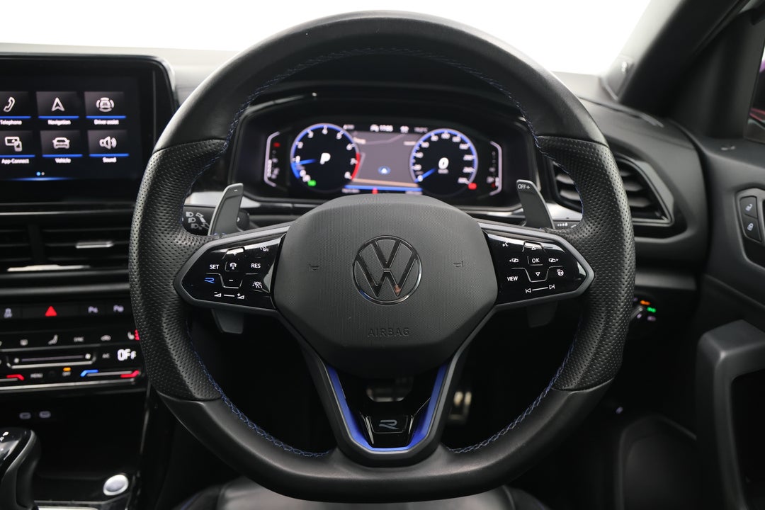 2023 Volkswagen T-roc R, Automatic, 59953 km, Steering Wheel Close-up