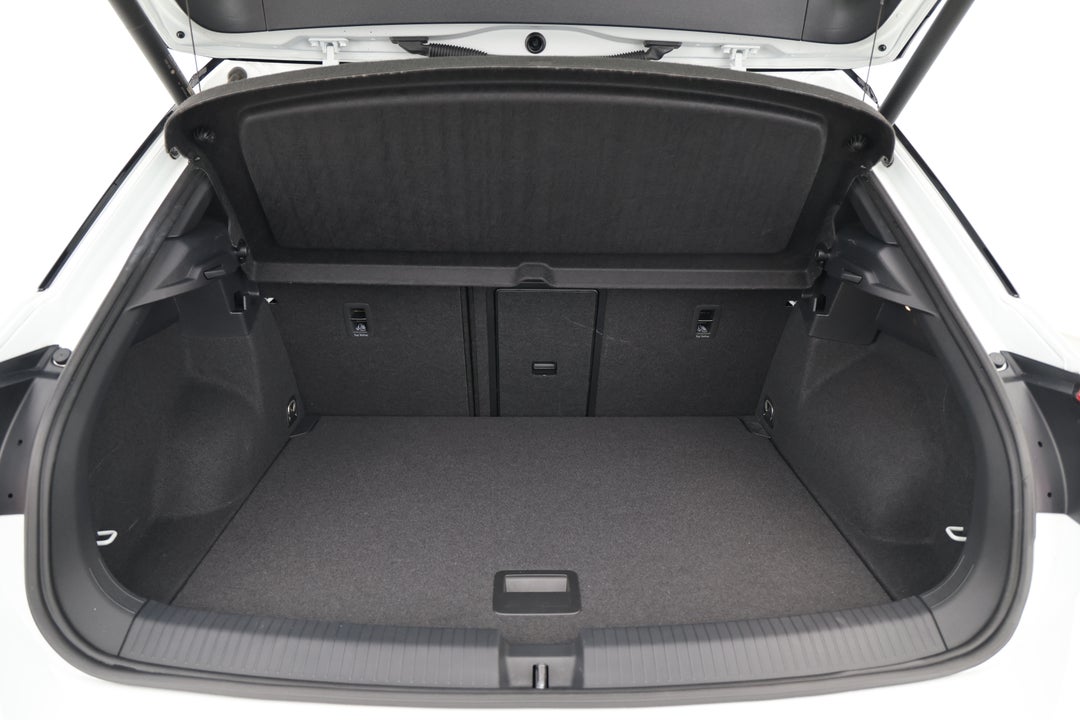 2023 Volkswagen T-roc R, Automatic, 59953 km, Boot Inside View