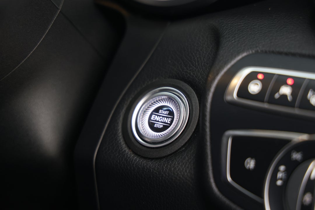 2020 Mercedes-benz C300 Edition C, Automatic, 54013 km, Keyless / Button Start