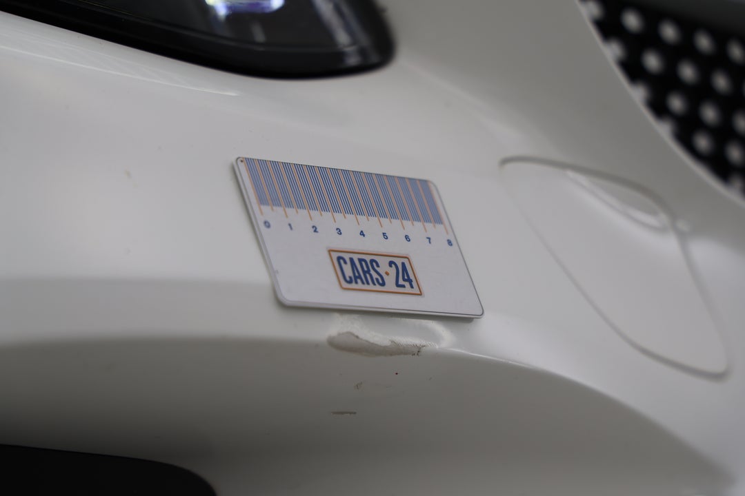 2020 Mercedes-benz C300 Edition C, Automatic, 54013 km, Bumper Front Paint flaking