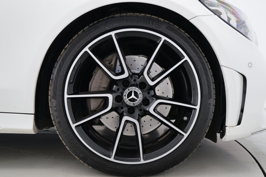 2020 Mercedes-benz C300 Edition C, Automatic, 54013 km, Right Front Wheel