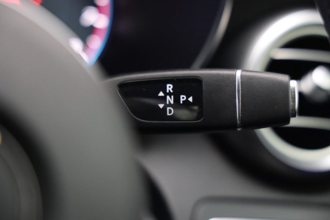 2020 Mercedes-benz C300 Edition C, Automatic, 54013 km, Gear Lever 