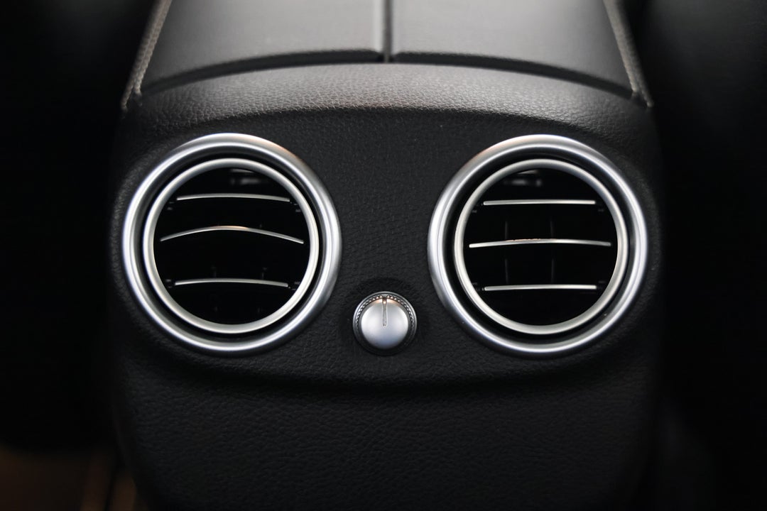 2020 Mercedes-benz C300 Edition C, Automatic, 54013 km, Rear A/C Vent