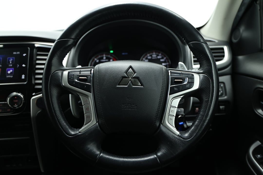 2019 Mitsubishi Triton Gls (4x4), Automatic, 106763 km, Steering Wheel Close-up