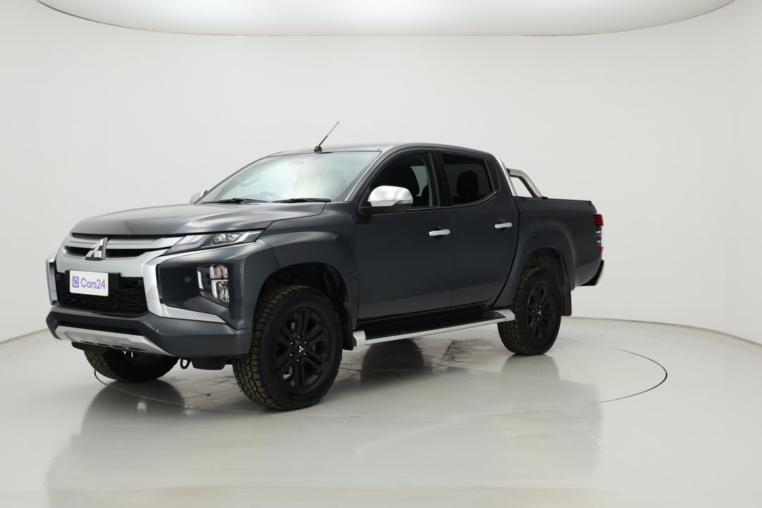 2019 Mitsubishi Triton Gls (4x4), Automatic, 106763 km, Left Front Diagonal (45- Degree) View